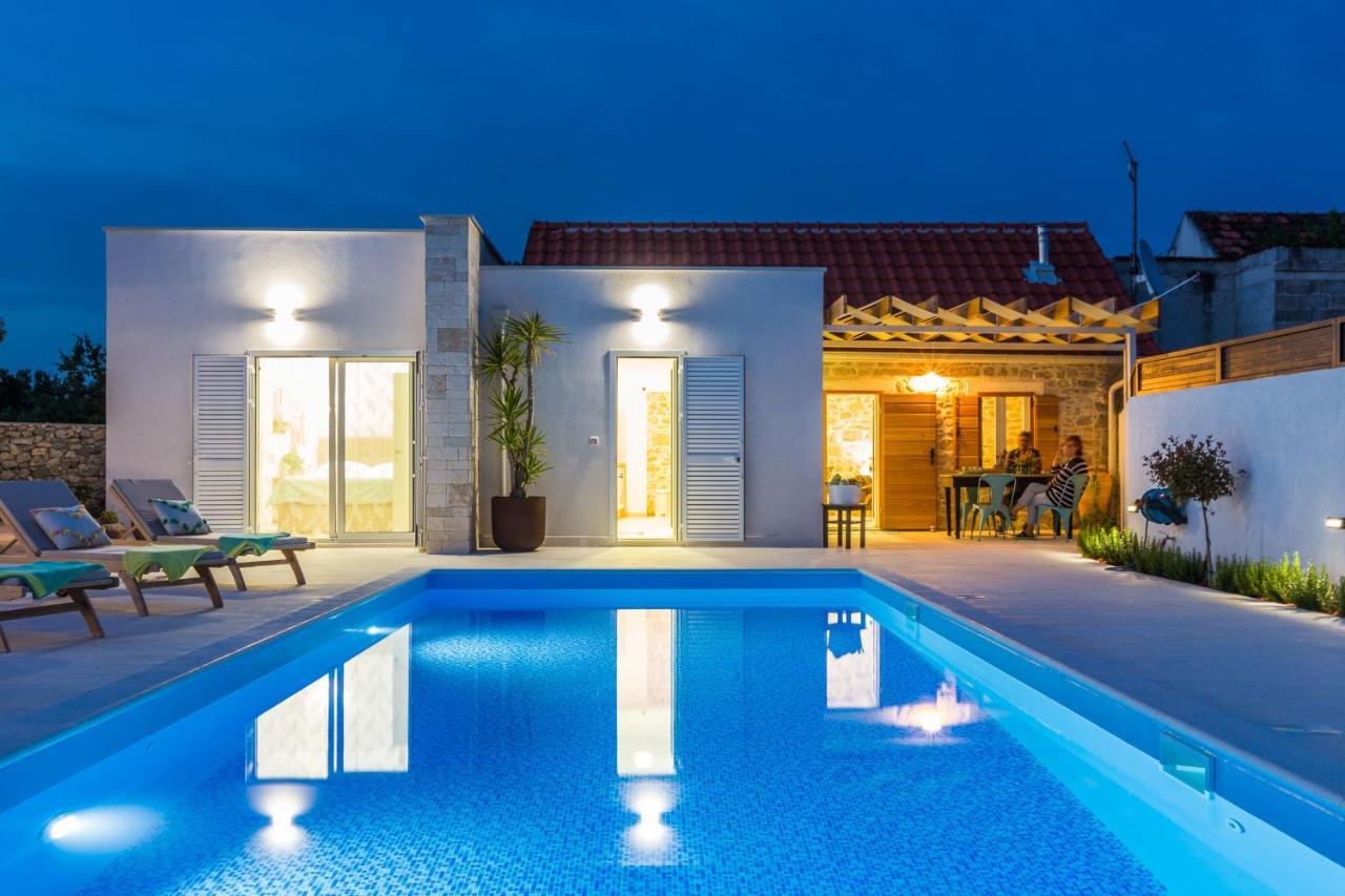 Vila Gallo Galovac  Exterior photo